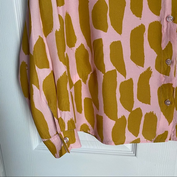 CONTRASTING PEBBLE PRINT SHIRT BLOUSE BY DIXIE - Picture 4 of 9